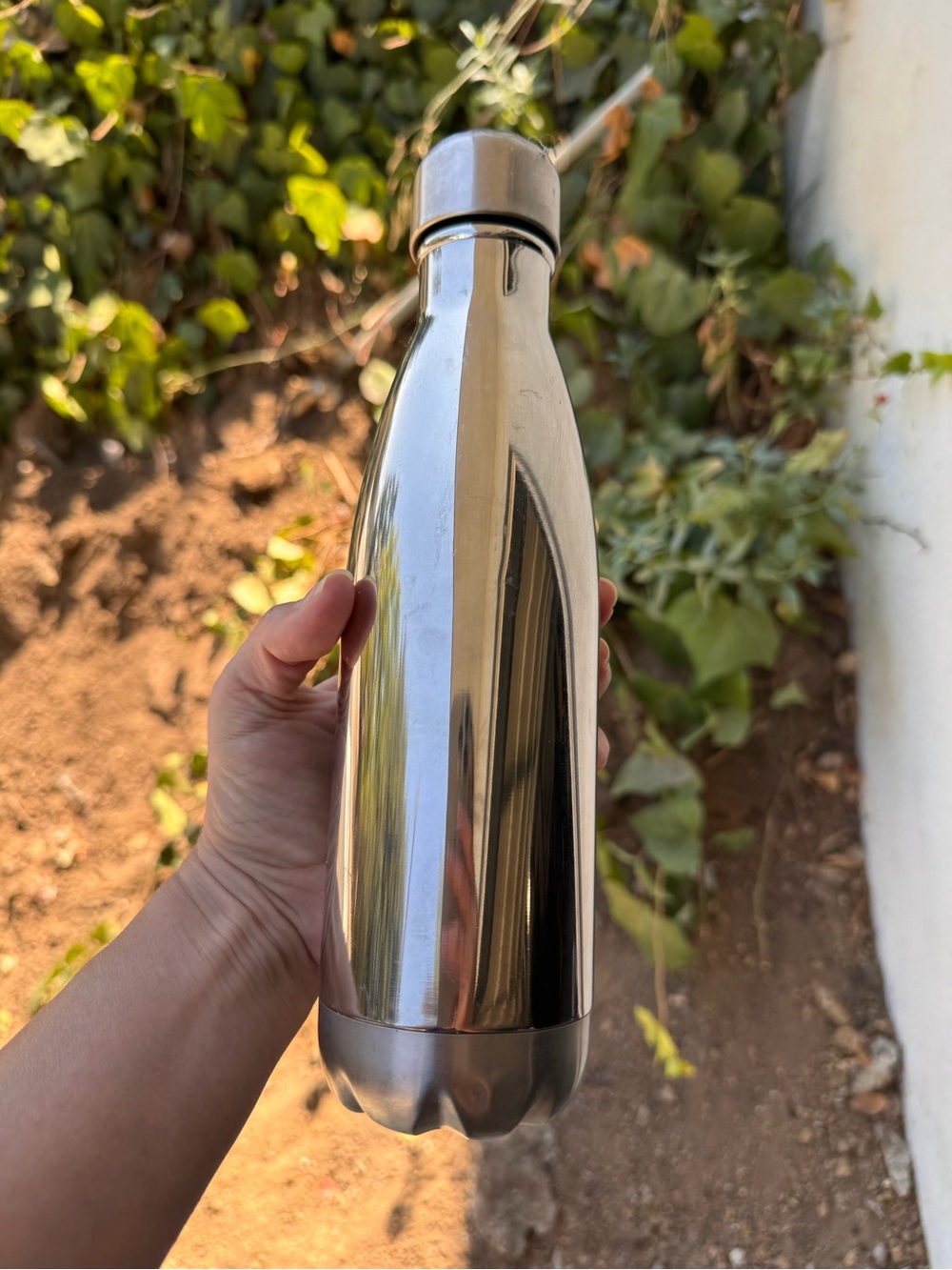NETFLIX water bottle - Picture 3 of 4